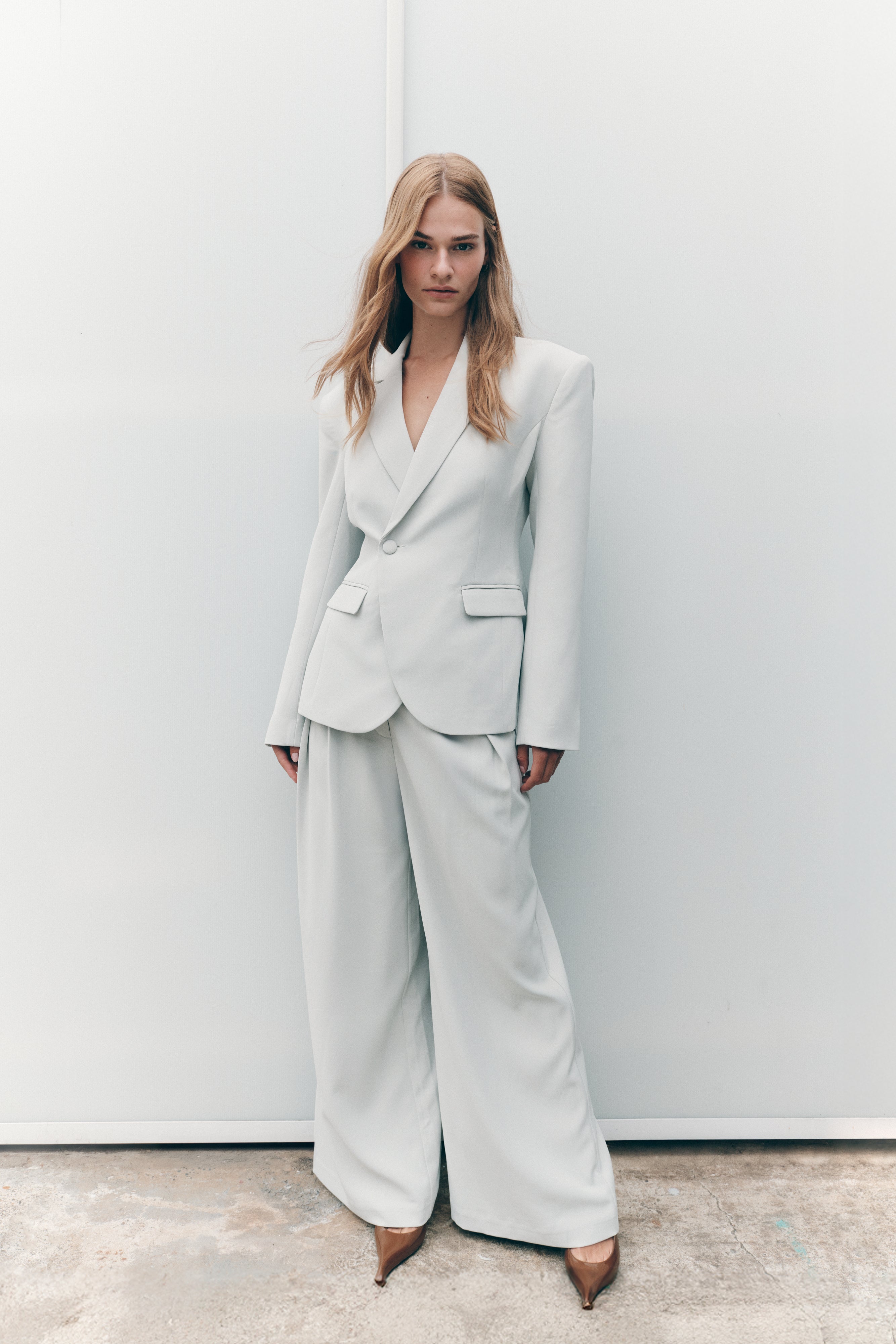 Jameson Cinched Suiting Blazer - Light Sage