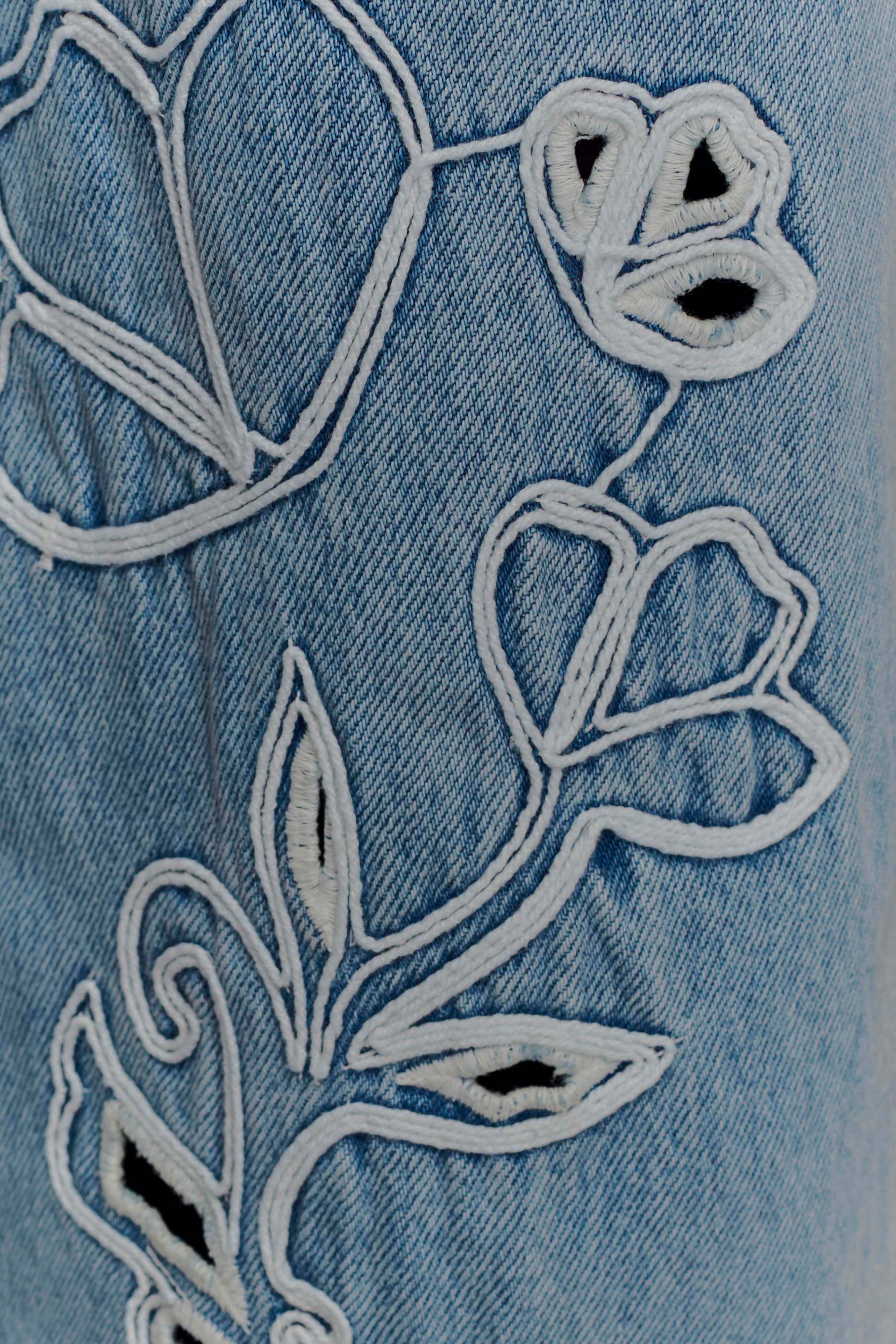 Carmella Embroided Jeans - Mid Blue